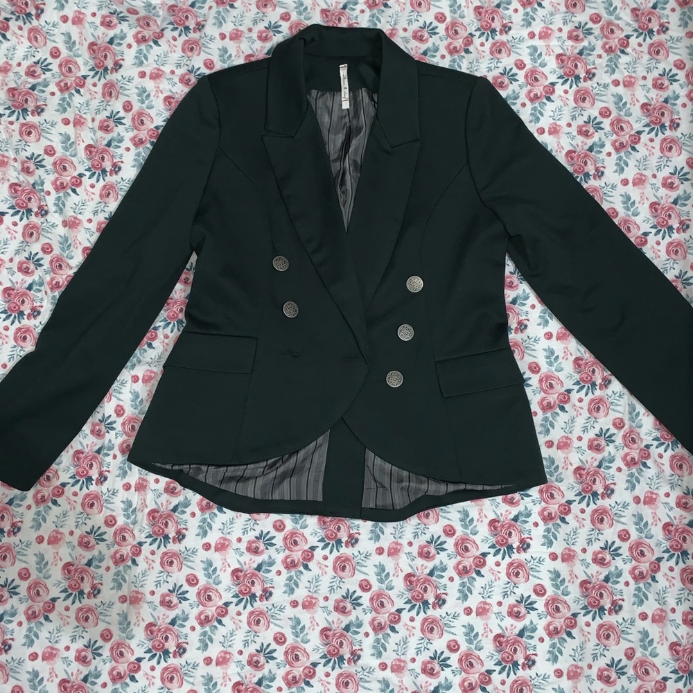 New Willow & Clay green blazer .